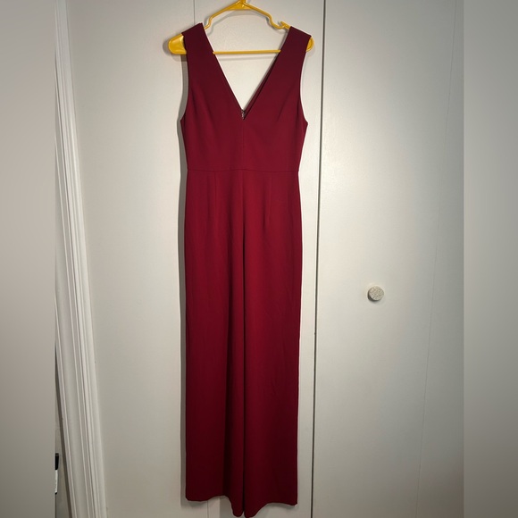 Alice + Olivia Lina Deep V-Neck Jumpsuit Size 6 - Picture 2 of 7